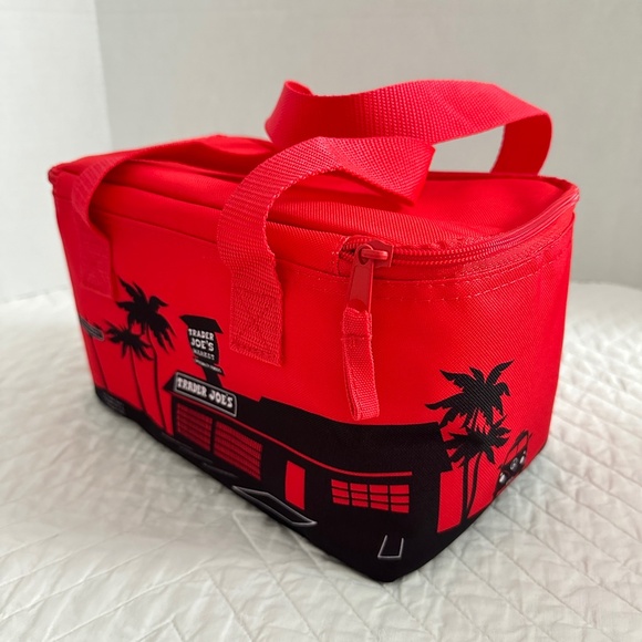 NWT Trader Joe's Mini Insulated Bag RED - Picture 2 of 10